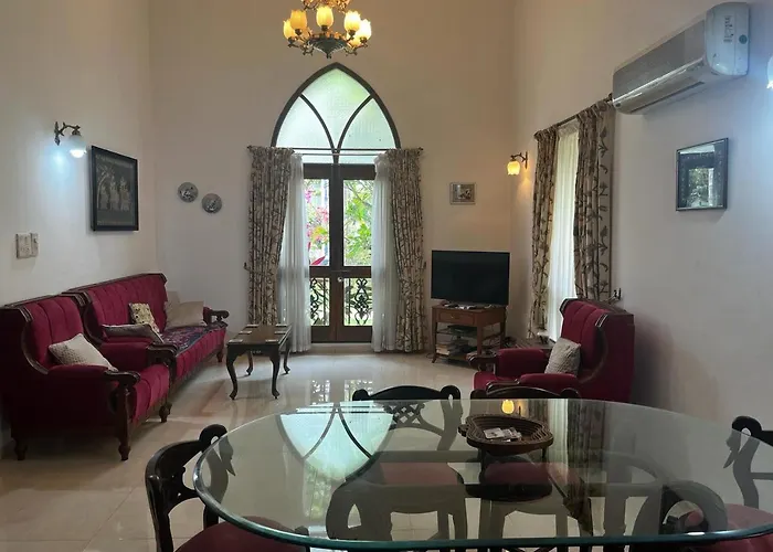Serene Villa In North Goa Calangute